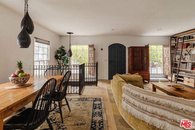 2116 3rd Street, Santa Monica, CA 90405