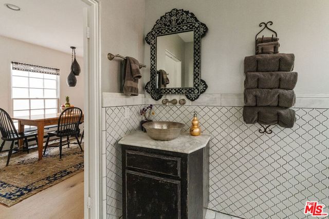 2116 3rd Street, Santa Monica, CA 90405