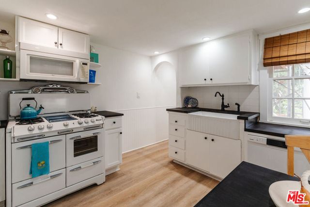 2116 3rd Street, Santa Monica, CA 90405