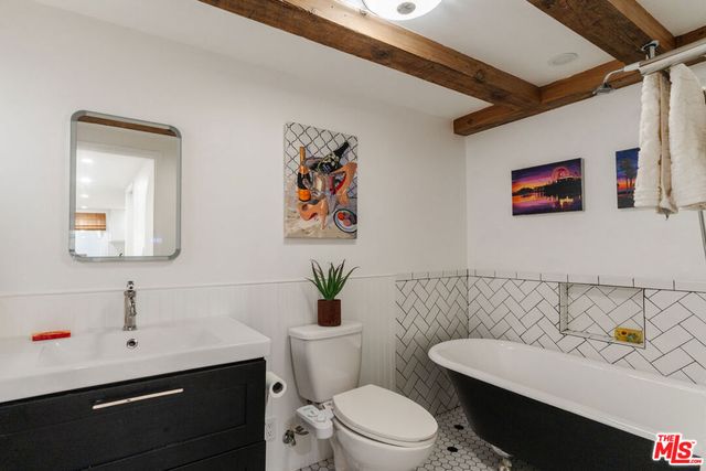 2116 3rd Street, Santa Monica, CA 90405