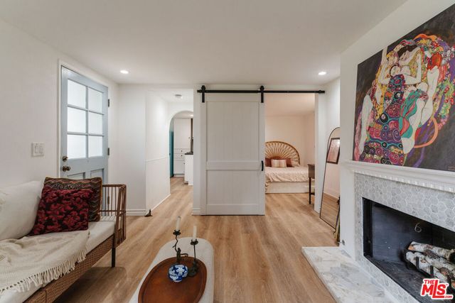 2116 3rd Street, Santa Monica, CA 90405