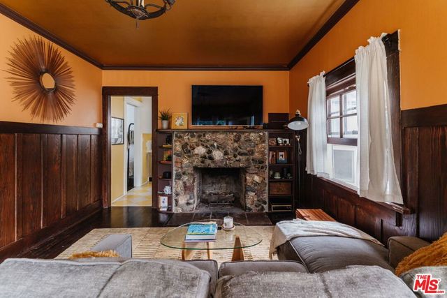 2116 3rd Street, Santa Monica, CA 90405