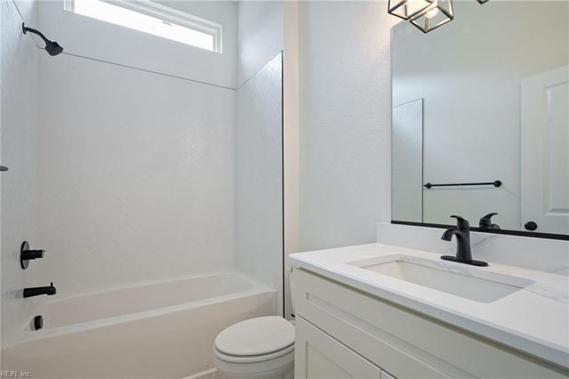 1630 Wilroy RD, Suffolk, VA 23434