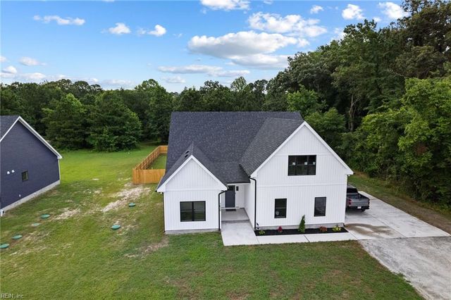 1630 Wilroy RD, Suffolk, VA 23434