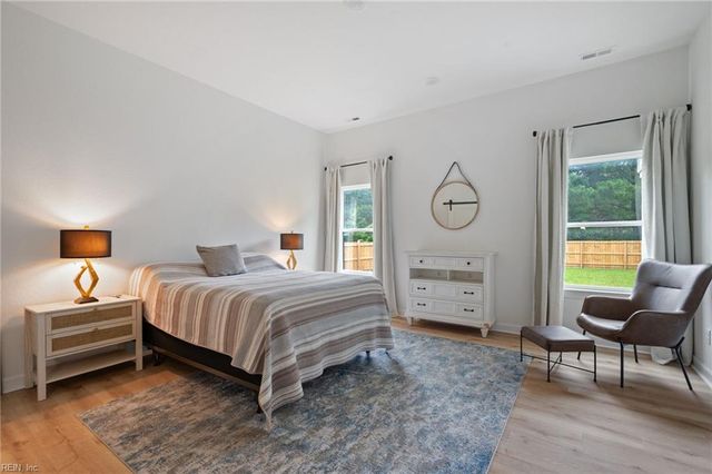 1630 Wilroy RD, Suffolk, VA 23434