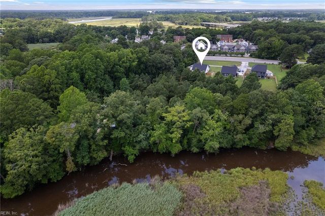 1630 Wilroy RD, Suffolk, VA 23434