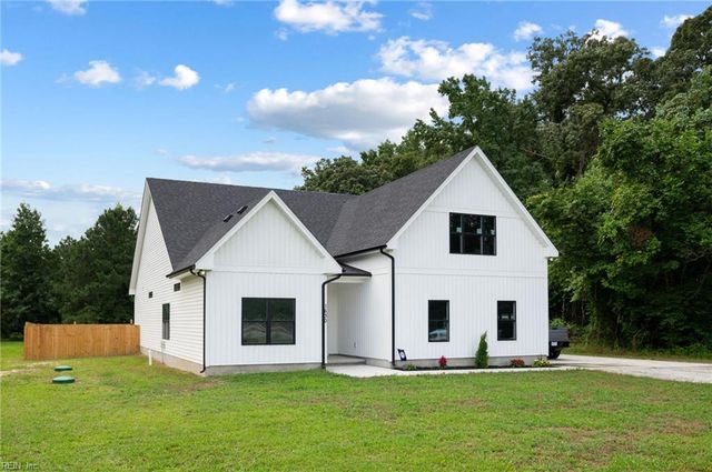 1630 Wilroy RD, Suffolk, VA 23434