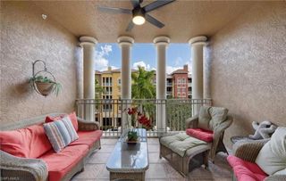 410 Bayfront PL 2405, Naples, FL 34102