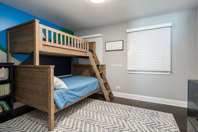 803 S Maple Avenue, Oak Park, IL 60304