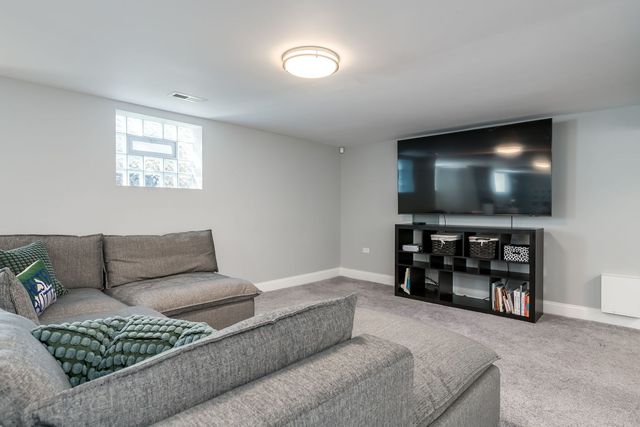 803 S Maple Avenue, Oak Park, IL 60304