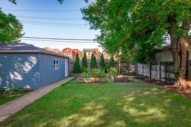 803 S Maple Avenue, Oak Park, IL 60304