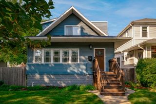 803 S Maple Avenue, Oak Park, IL 60304