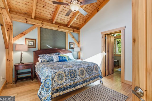 526 Granddaddy Still Road, Scaly Mountain, NC 28775