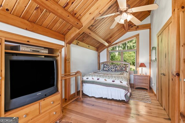 526 Granddaddy Still Road, Scaly Mountain, NC 28775