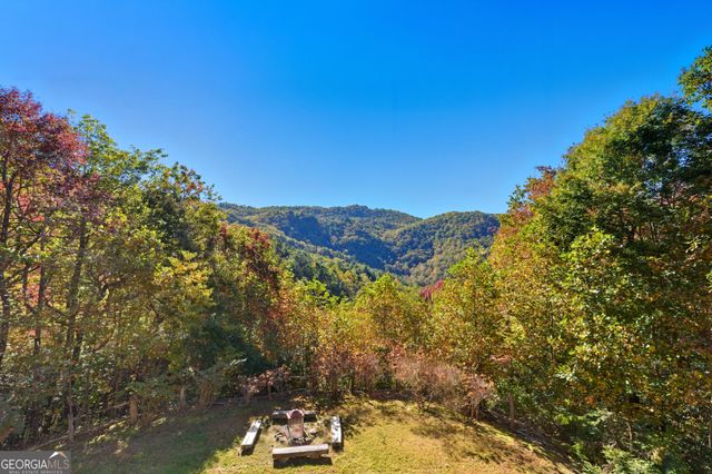 526 Granddaddy Still Road, Scaly Mountain, NC 28775