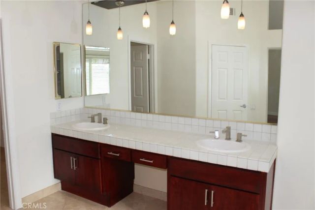 26832 Bridlewood Drive 96, Laguna Hills, CA 92653