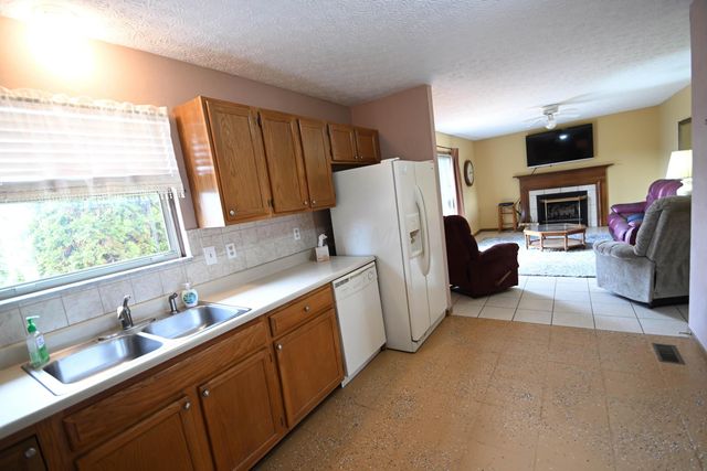 495 Courtland Lane, Pickerington, OH 43147