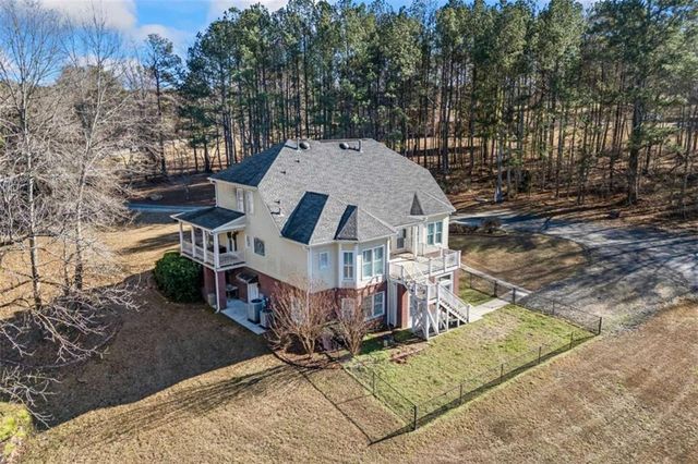 5045 Fawn Valley Drive, Loganville, GA 30052