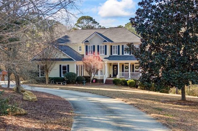 5045 Fawn Valley Drive, Loganville, GA 30052