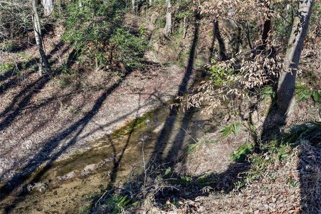 5045 Fawn Valley Drive, Loganville, GA 30052