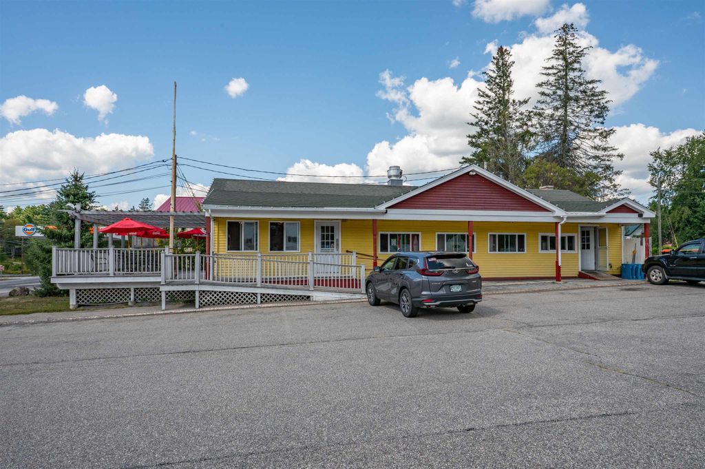 15 Chester Road, Auburn, NH 03032