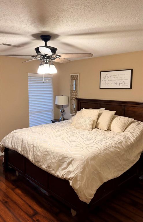 Image 25 of property listing at 22610 Old Church Lane, Katy, TX 77449