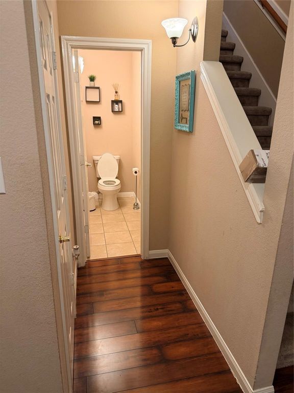 Image 6 of property listing at 22610 Old Church Lane, Katy, TX 77449