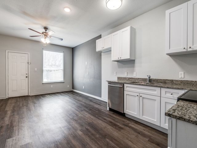 1950 Melrose Street, Arlington, TX 76010