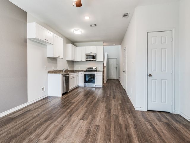 1950 Melrose Street, Arlington, TX 76010