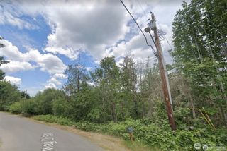 12230 Fairway Drive SW, Olympia, WA 98512