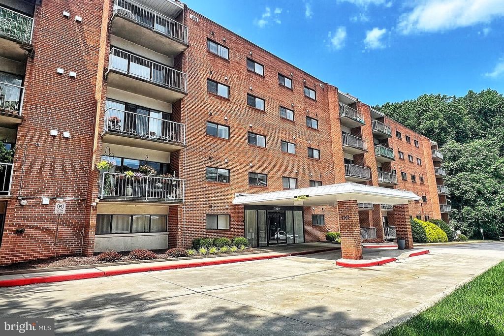 7202 ROCKLAND HILLS DR #406, Baltimore, MD 21209