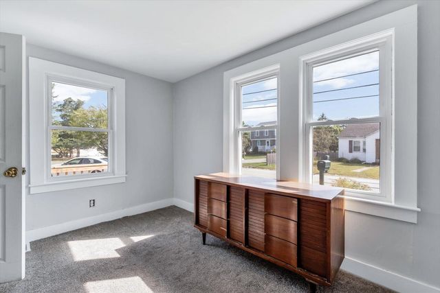 4 Cherry Street, Wareham, MA 02571