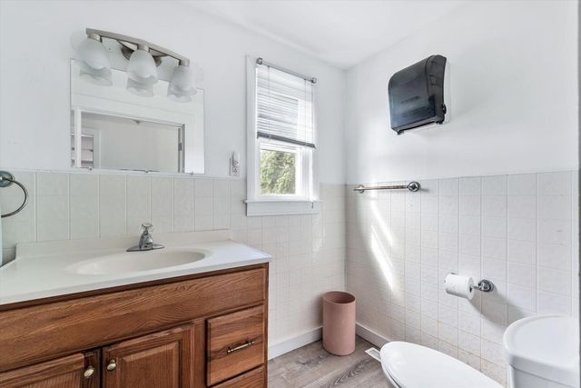 4 Cherry Street, Wareham, MA 02571