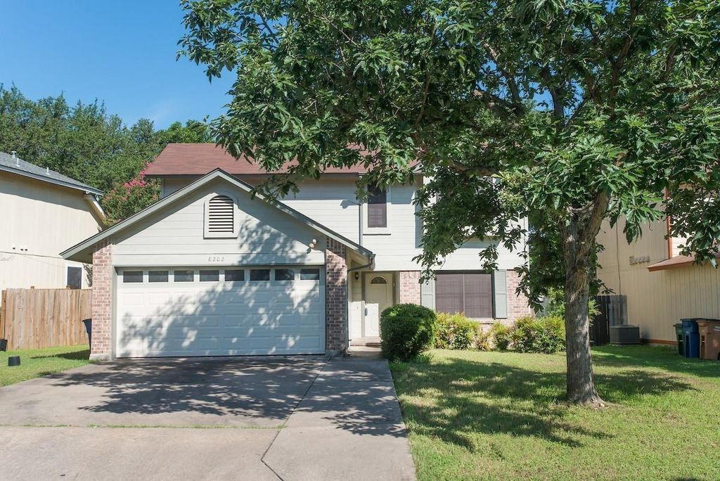 8202 Los Ranchos DR, Austin, TX 78749