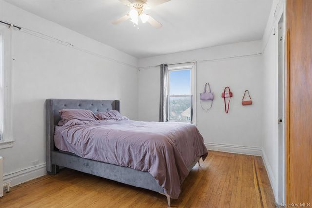 128 Parkway N, Yonkers, NY 10704