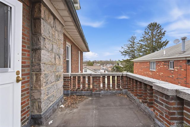 128 Parkway N, Yonkers, NY 10704