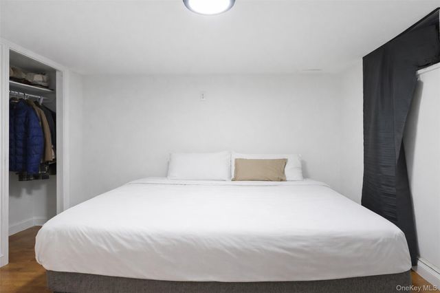 128 Parkway N, Yonkers, NY 10704