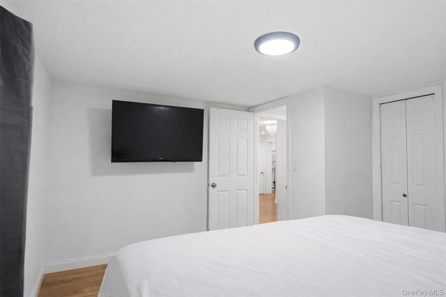 128 Parkway N, Yonkers, NY 10704