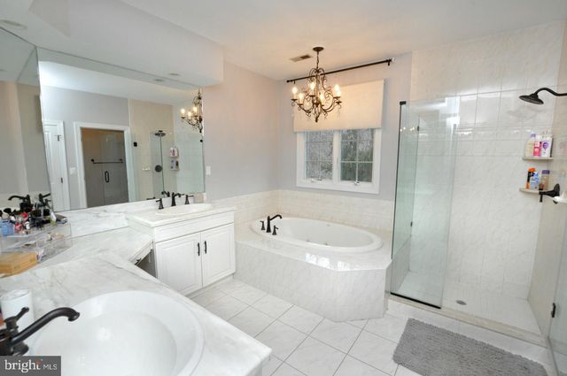 15 LOWBRIDGE PASSAGE, Medford, NJ 08055