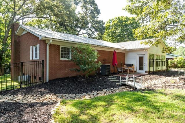 262 Boggs Road, Thomasville, NC 27360