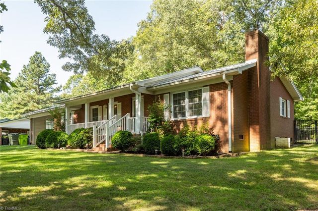 262 Boggs Road, Thomasville, NC 27360