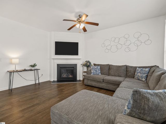 350 Hartleigh Drive, Lyman, SC 29365