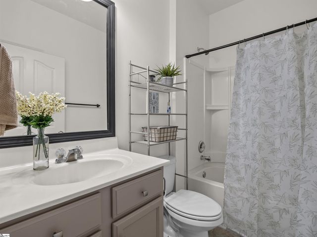 350 Hartleigh Drive, Lyman, SC 29365