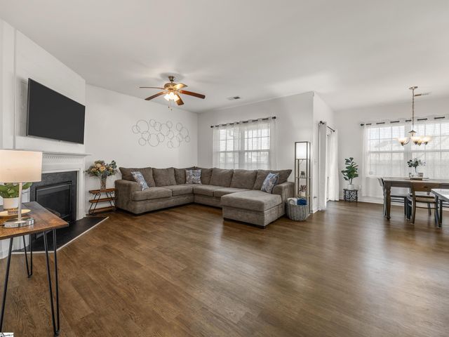 350 Hartleigh Drive, Lyman, SC 29365