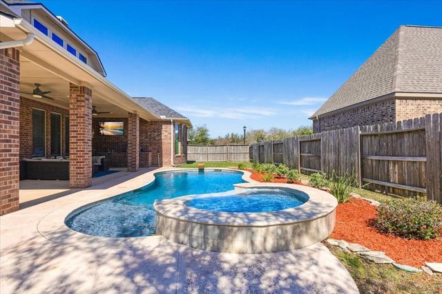 3030 Verde Valley Drive, Manvel, TX 77578