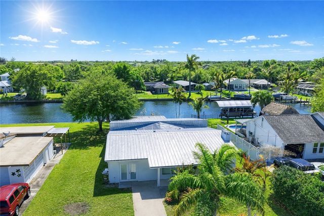 241 14th Place, Vero Beach, FL 32960