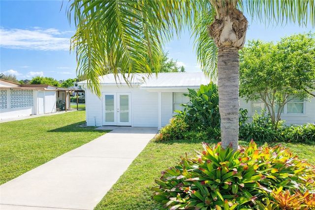 241 14th Place, Vero Beach, FL 32960