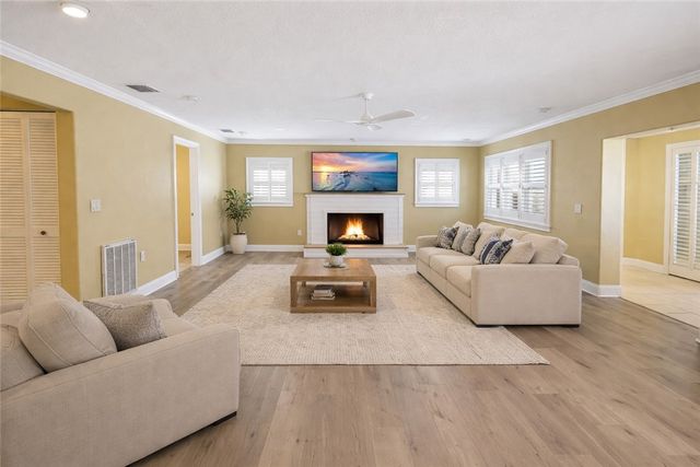 241 14th Place, Vero Beach, FL 32960