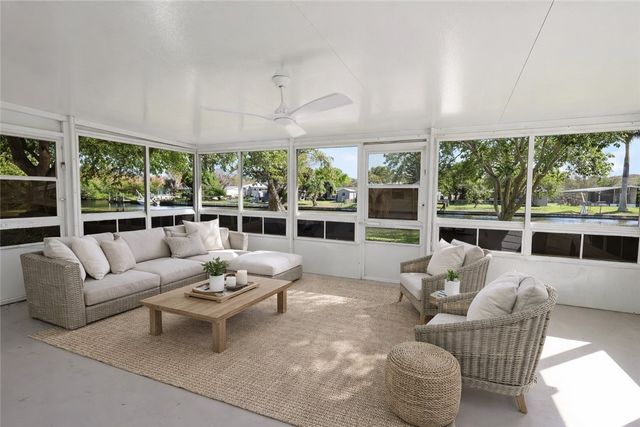 241 14th Place, Vero Beach, FL 32960