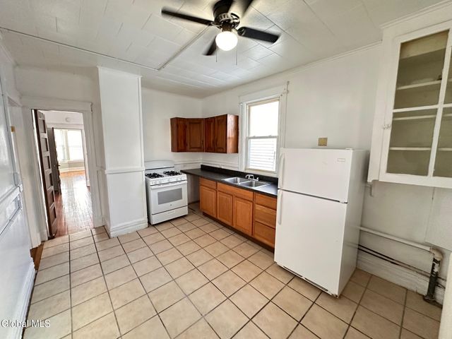 283 Delaware Avenue 2, Albany, NY 12209